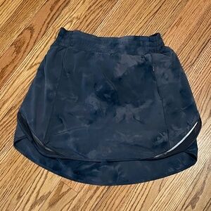 Lululemon Hotty Hot HR Skirt *Long Diamond Dye Size 6
